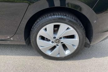 Volkswagen Golf 1.5 TSI 204 Match eHybrid 5dr DSG