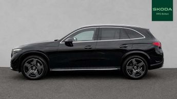 Mercedes-Benz GLC GLC 220d 4Matic AMG Line Premium 5dr 9G-Tronic