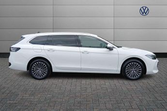 Volkswagen Passat 1.5 eTSI Elegance 5dr DSG