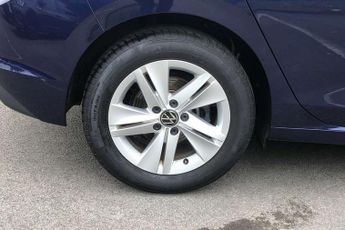 Volkswagen Golf 1.5 eTSI 150 Life 5dr DSG