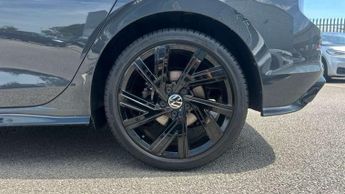 Volkswagen Golf 1.5 eTSI 150 Black Edition 5dr DSG
