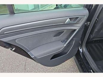 Volkswagen Golf 2.0 TDI 184 GTD 5dr DSG