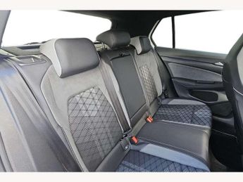 Volkswagen Golf 2.0 TDI 150 R-Line 5dr DSG