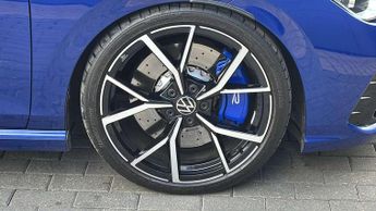 Volkswagen Golf 2.0 TSI 320 R 4Motion 5dr DSG