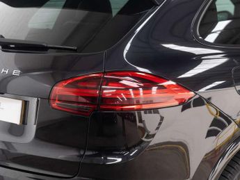 Porsche Cayenne Platinum Edition Diesel 5dr Tiptronic S