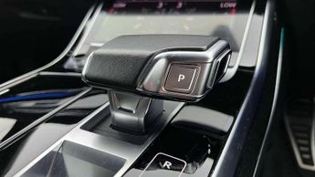 Audi Q7 45 TDI Quattro S Line 5dr Tiptronic
