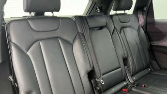 Audi Q7 50 TDI Quattro Black Edition 5dr Tiptronic