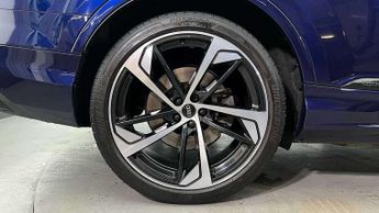 Audi Q7 50 TDI Quattro Black Edition 5dr Tiptronic