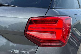 Audi Q2 35 TDI Quattro Black Edition 5dr S Tronic