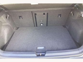 Volkswagen Golf 1.5 eTSI 150 R-Line 5dr DSG