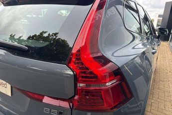 Volvo XC60 2.0 B5P Plus Dark 5dr AWD Geartronic