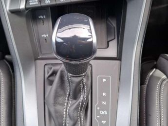 Audi Q3 35 TFSI S Line 5dr S Tronic [Leather]