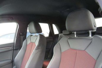 Audi Q3 45 TFSI e S Line 5dr S Tronic