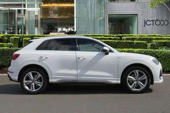 Audi Q3 45 TFSI e S Line 5dr S Tronic