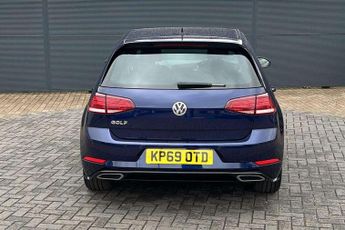Volkswagen Golf TDi 2.0 TDI R-Line 5dr DSG