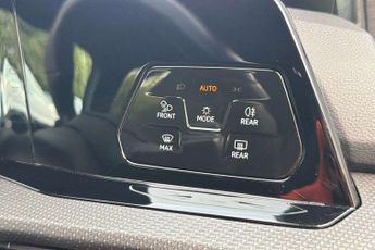 Volkswagen Golf 1.5 eTSI 150 Black Edition 5dr DSG
