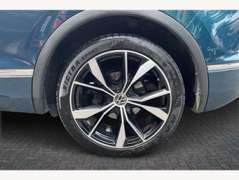 Volkswagen Tiguan 2.0 TSI 4Motion R-Line 5dr DSG
