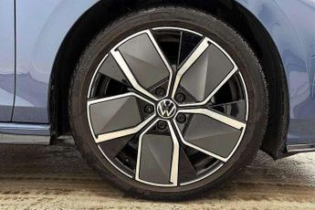 Volkswagen Golf 2.0 TDI 150 Black Edition 5dr DSG