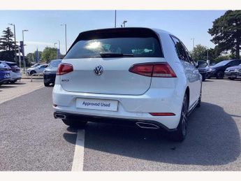 Volkswagen Golf 2.0 TDI R-Line 5dr DSG