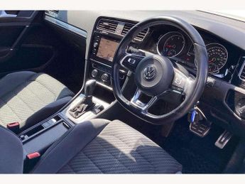 Volkswagen Golf 2.0 TDI R-Line 5dr DSG