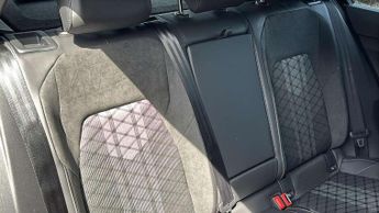 Volkswagen Golf 1.5 TSI 150 R-Line 5dr