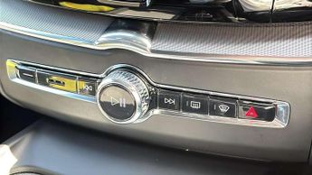 Volvo XC60 2.0 B5P R DESIGN 5dr Geartronic