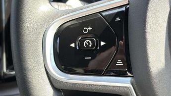 Volvo XC60 2.0 B5P R DESIGN 5dr Geartronic