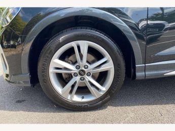 Audi Q3 35 TFSI S Line 5dr S Tronic