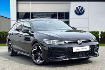 Volkswagen Passat 1.5 eTSI R-Line 5dr DSG