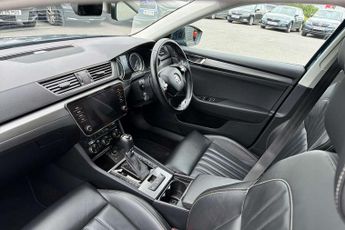 Skoda Superb 1.4 TSI iV SE L DSG 5dr