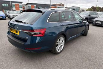 Skoda Superb 1.4 TSI iV SE L DSG 5dr