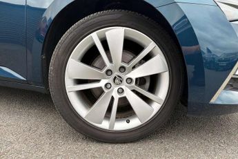 Skoda Superb 1.4 TSI iV SE L DSG 5dr