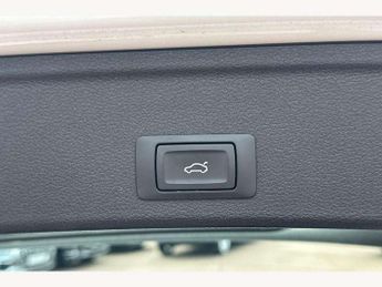 Audi A4 40 TDI Quattro S Line 5dr S Tronic