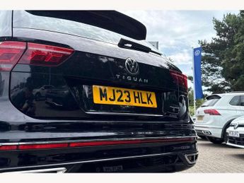 Volkswagen Tiguan 2.0 TDI R-Line 5dr DSG