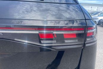 Volkswagen Passat 1.5 eTSI R-Line 5dr DSG