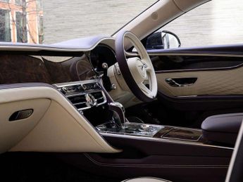 Bentley Flying Spur 4.0 V8 Hybrid Azure 4dr Auto