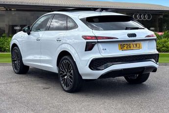 Audi Q3 1.5 e-Hybrid Edition 1 5dr S Tronic