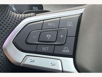 Volkswagen Golf 1.5 eTSI 150 R-Line 5dr DSG