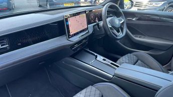 Volkswagen Passat 1.5 TSI eHybrid 272 R-Line 5dr DSG