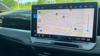 Volkswagen Passat 1.5 TSI eHybrid 272 R-Line 5dr DSG