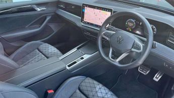 Volkswagen Passat 1.5 TSI eHybrid 272 R-Line 5dr DSG