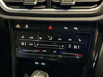 Volkswagen T-Roc 2.0 TDI 150 EVO R-Line 5dr DSG
