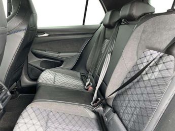 Volkswagen Golf 1.5 eTSI 150 R-Line 5dr DSG