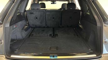 Audi Q7 50 TDI Quattro S Line 5dr Tiptronic
