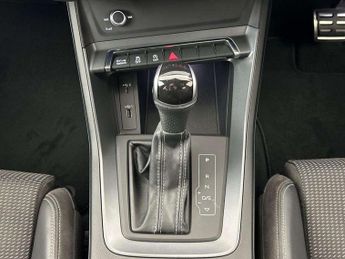 Audi Q3 35 TFSI S Line 5dr S Tronic