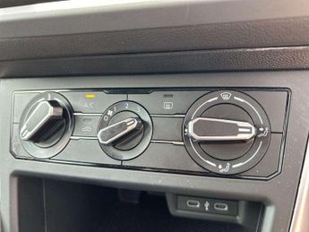 Volkswagen Polo 1.0 TSI Life 5dr DSG
