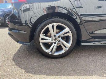 Volkswagen Golf 1.5 eTSI 150 R-Line 5dr DSG