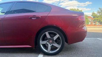 Jaguar XE 2.0 Ingenium R-Sport 4dr Auto