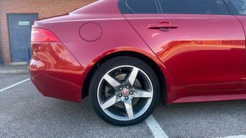 Jaguar XE 2.0 Ingenium R-Sport 4dr Auto