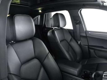 Porsche Macan 5dr PDK
